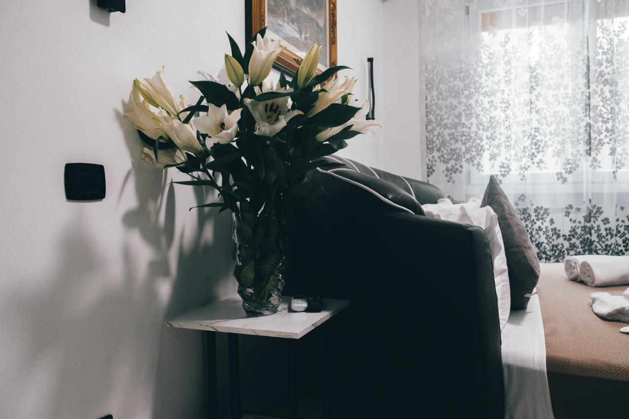 Gregorio VII Luxury Suites San Damaso Rome Luaran gambar